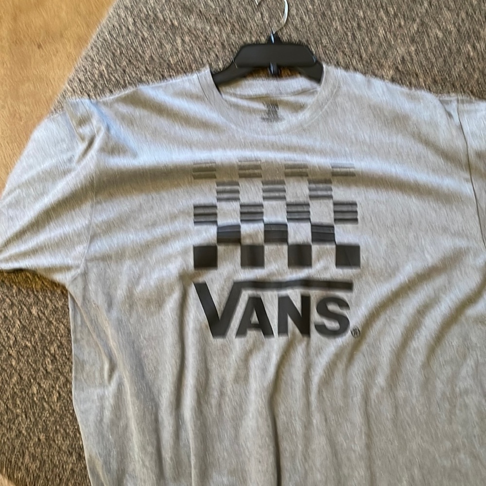 Vans tee